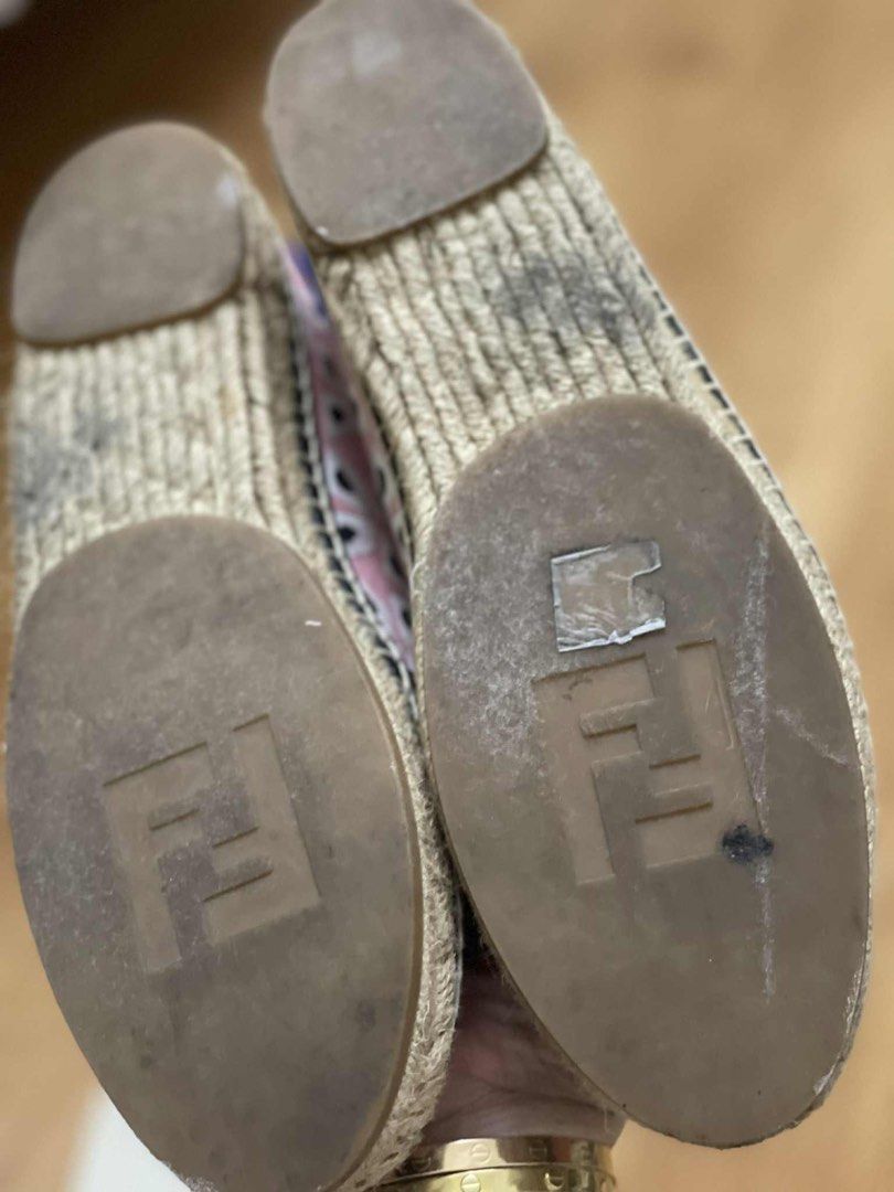 fendi espadrille (Category: Flats & Sandals) located in Manila. Submitted by declutterwithg (Listing ID 1392546523, Image 2). Description: .