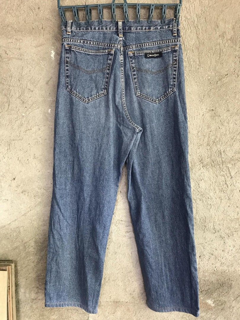 Giordano Blue Denim Pants (Category: Jeans) located in San Jose del Monte. Submitted by _elll (Listing ID 1392623157, Image 3). Description: Giordano Denim Pants Size 32 on tag Good Condition! 350 + sf 📍San Jose Del Monte, Bulacan.