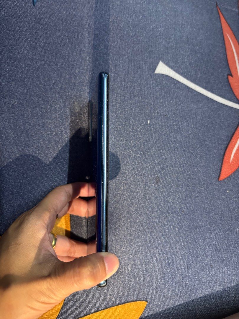 Huawei P30 Pro (Category: Huawei) located in Manila. Submitted by chelleanne25784 (Listing ID 1392573289, Image 3). Description: 8gb ram 256gb rom With playstore pa Openline Reset all u want No amoled burn All original parts, never been open With box Issue: volume and power button ayaw na mapindot kaya nag download nlng ng power apps bukod don wala na iba issue. May bawas pa sa surebuyer.