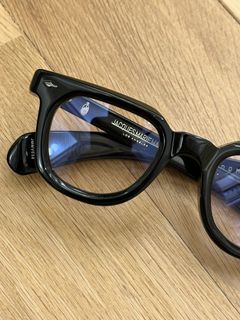 (Category: ) located in . Submitted by nicheeyewear (Listing ID 1392652333, Image 1). Description: .