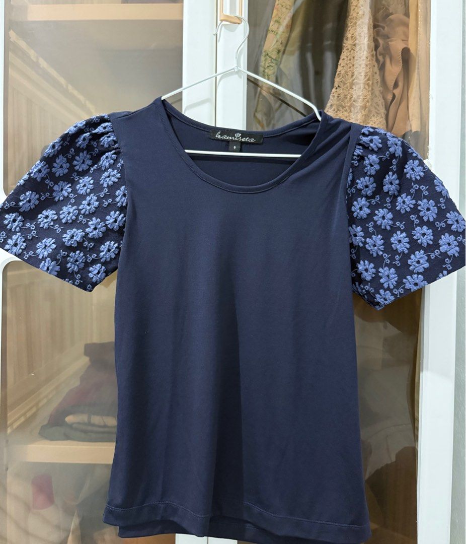 Kamiseta Blue Blouse (Category: Blouses) located in Quezon City. Submitted by ladyclutter (Listing ID 1392602570, Image 1). Description: Used once only. Mahal po mga blouse sa Kamiseta mga 1K+ Last Price na po. Stretchable Can fit - 60-70 kg women.