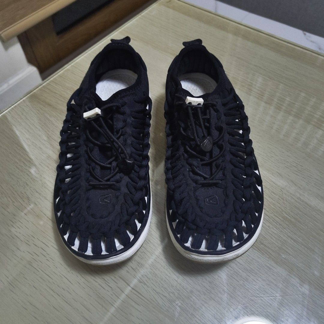 Keen Uneek Sandal (Category: Sandals) located in Tanza. Submitted by walburst (Listing ID 1392626290, Image 1). Description: Keen Uneek Sandal Used Twice Excellent Condition 37eu / 6.5w Pair only, no other inclusion/s.