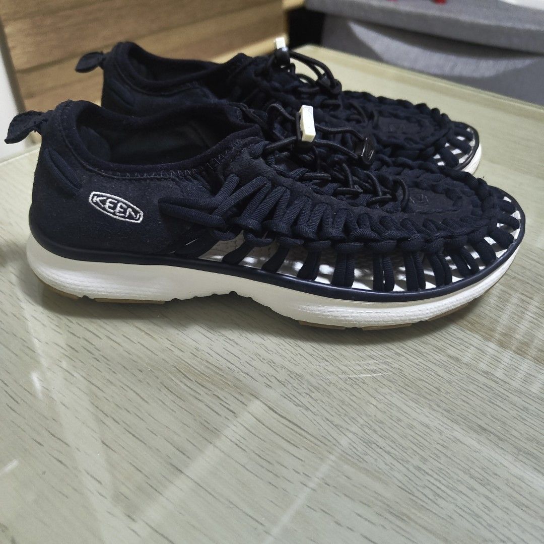 Keen Uneek Sandal (Category: Sandals) located in Tanza. Submitted by walburst (Listing ID 1392626290, Image 2). Description: Keen Uneek Sandal Used Twice Excellent Condition 37eu / 6.5w Pair only, no other inclusion/s.