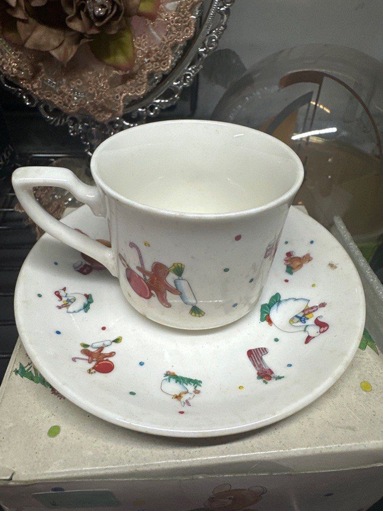 KFC Christmas Cup and saucer (Category: Coffee & Tea Tableware) located in Antipolo. Submitted by queens.collections (Listing ID 1392496861, Image 3). Description: .