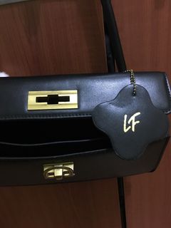 (Kategori: ) berada di . Dikirim oleh foreap (ID iklan 1392659582, Gambar 1). Deskripsi: .