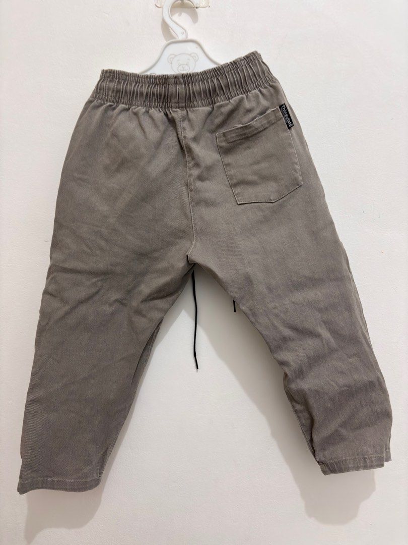 Pants for Kids 3-5 years old (Category: Babies & Kids Fashion) located in Quezon City. Submitted by thezzzagm (Listing ID 1392671157, Image 2). Description: Pants for Kids (Boy) -Good as new -Fit to 3-5 years old (Stretchable) -Rfs: Decluttering, bitin na sa son ko -Size: check the photos Loc: SM Fairview Buyer will shoulder the SF Courier: Grab/Lalamove/Gogo Express.