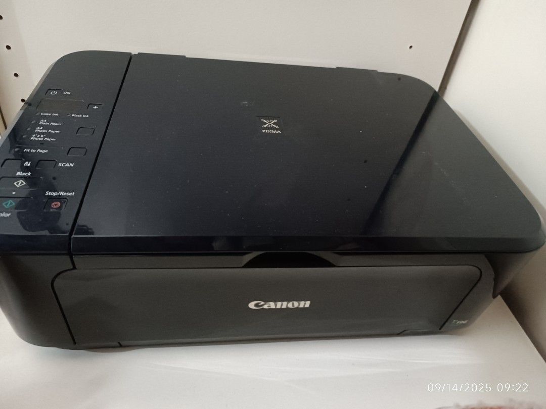 Printer (Category: Printers, Scanners & Copiers) located in Kuala Lumpur. Submitted by idah2105 (Listing ID 1392495579, Image 3). Description: dah lama tak guna, xtau elok lagi atau tak.