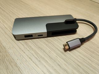 USB-C Multi-function Docking Station64082542853121110