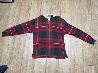 (Category: ) located in . Submitted by detoxmywardrobe (Listing ID 1392672726, Image 1). Description: .