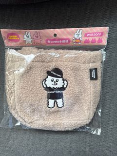 （分類：）位於 。 由 kkjan93 提交（商品編號 1392530917，圖片 1）。簡介： 。