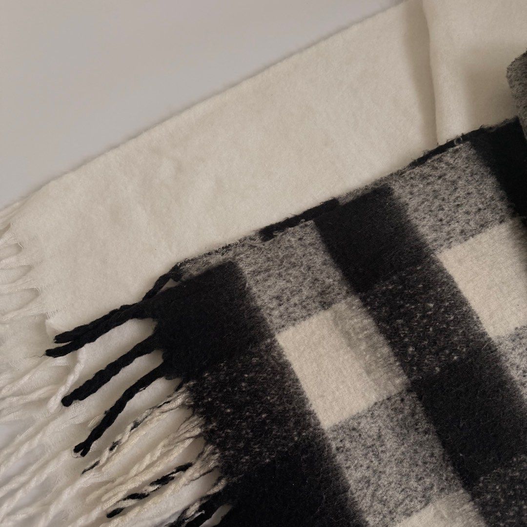 Checkered Winter Scarf (Acne Studios insp) (Category: Scarves) located in Pasig City. Submitted by gemini___sun (Listing ID 1392567660, Image 2). Description: Checkered one still available White sold out .