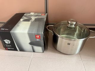 (Category: ) located in . Submitted by marcus_ong (Listing ID 1392535580, Image 1). Description: .