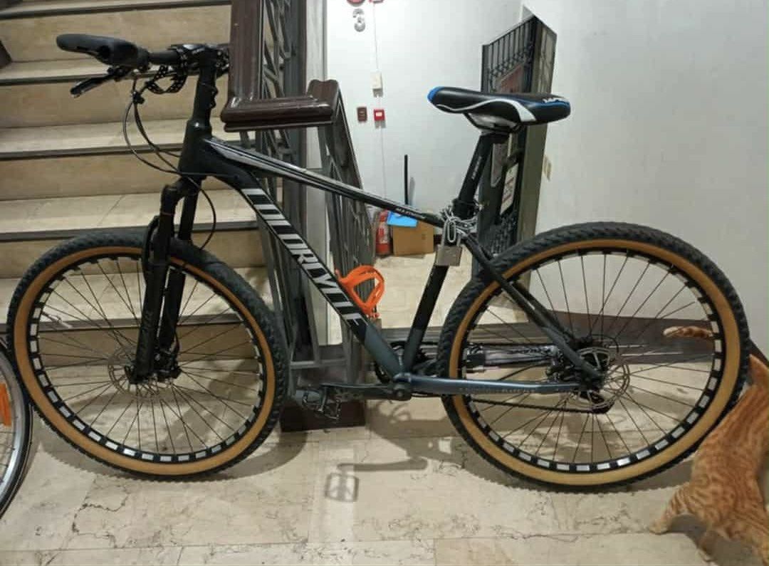 27 er Bike (Category: Bicycles) located in Manila. Submitted by fashfab (Listing ID 1392732270, Image 1). Description: medium.