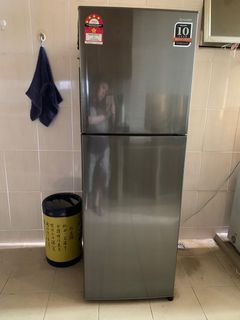 (Category: ) located in . Submitted by backyardsale68 (Listing ID 1392715443, Image 1). Description: .