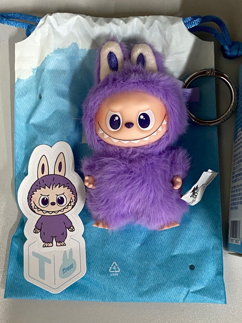 全新正版labubu 4.0 迷你心底密碼字母T mini pin for love 拉布布紫色