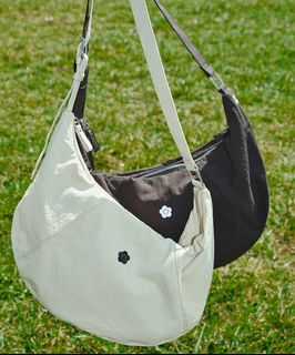 （分類：）位於 。 由 Um12store 提交（商品編號 1392731718，圖片 1）。簡介： 。