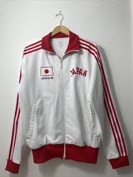 (Category: ) located in . Submitted by ADIDASMUSEUM (Listing ID 1392839699, Image 1). Description: .
