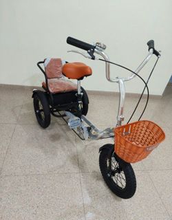 (Category: ) located in . Submitted by jhuiqin (Listing ID 1392787556, Image 1). Description: .