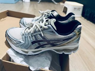 （分類：）位於 。 由 wise.ace 提交（商品編號 1392857417，圖片 1）。簡介： 。
