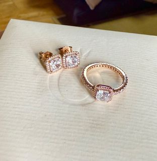 (Category: ) located in . Submitted by GreatFindsQC (Listing ID 1392704075, Image 1). Description: .