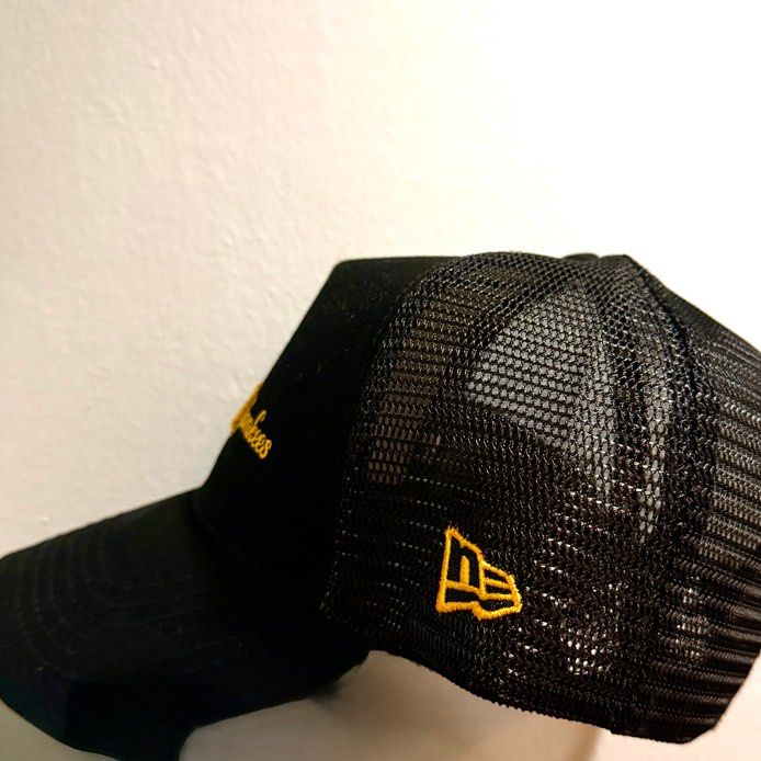 Cap (Category: Caps & Hats) located in Singapore. Submitted by ffnshop (Listing ID 1383793486, Image 4). Description: New Any keen buyers ! .