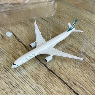 （分類：）位於 。 由 lulululululo 提交（商品編號 1392733106，圖片 1）。簡介： 。
