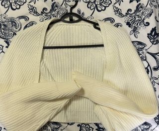(Category: ) located in . Submitted by ht_shopz (Listing ID 1392773712, Image 1). Description: .