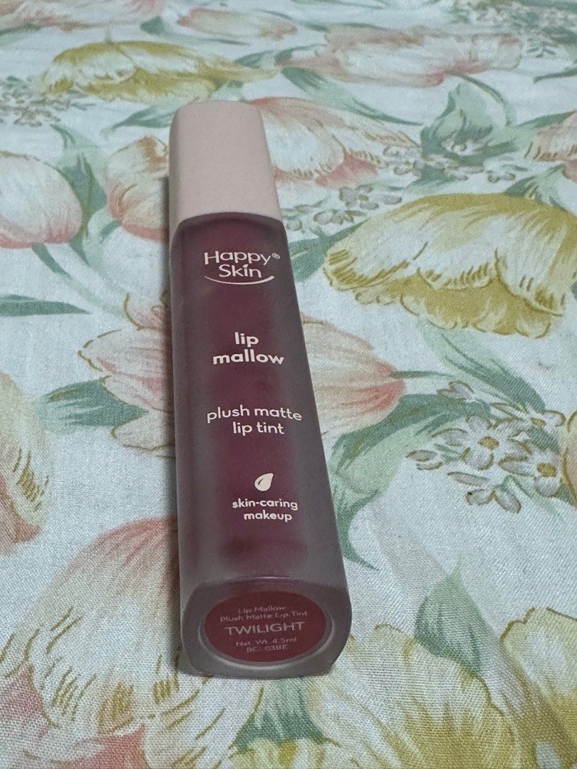 Decluttering makeup (Category: Makeup) located in Cainta. Submitted by sploot1 (Listing ID 1392834040, Image 1). Description: Decluttering make up. Read description for more info. Sassy Radiant Glow Powder Blush in Pretty in Pink - used once P120 Strokes Dune Waves Highlighter in Luminous Oasis - used once P350 Strokes Dune Waves Highlighter in Paradise Glow - used one P350 Peripera Ink Velvet Tint #17 - used a few times P200 GRWM Multiuse Creamy
