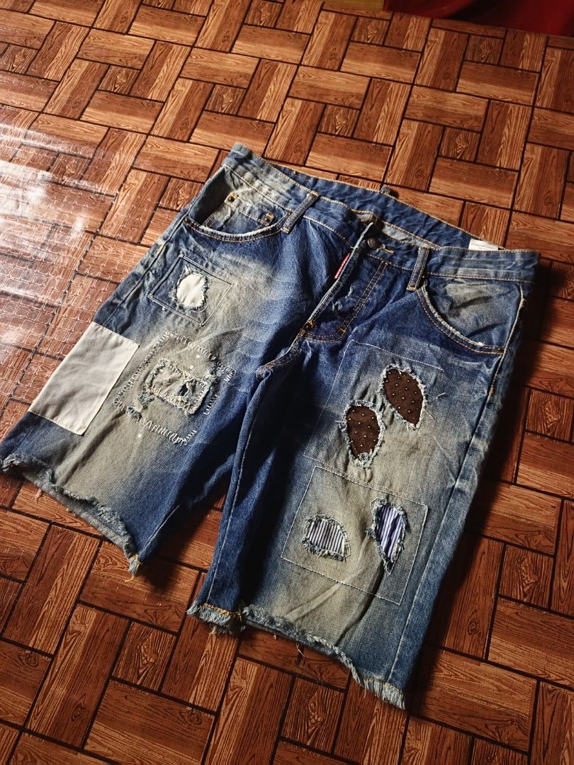 DSQUARED² / Men's Distressed Denim Short (Category: Shorts) located in Naga. Submitted by randomclothes7 (Listing ID 1392845650, Image 1). Description: DSQUARED² - Men's Distressed Denim Short Waist: 36 Length: 21 Hem (leg opening): 9 Color rate : 9.5/10 Excellent Condition Issue : none / need wash 950 + sf Actual color may slightly vary due to lighting Location: Bicol Naga City 💵 MOP: Gcash only (payment first) 🚛 courier : J&T Express.