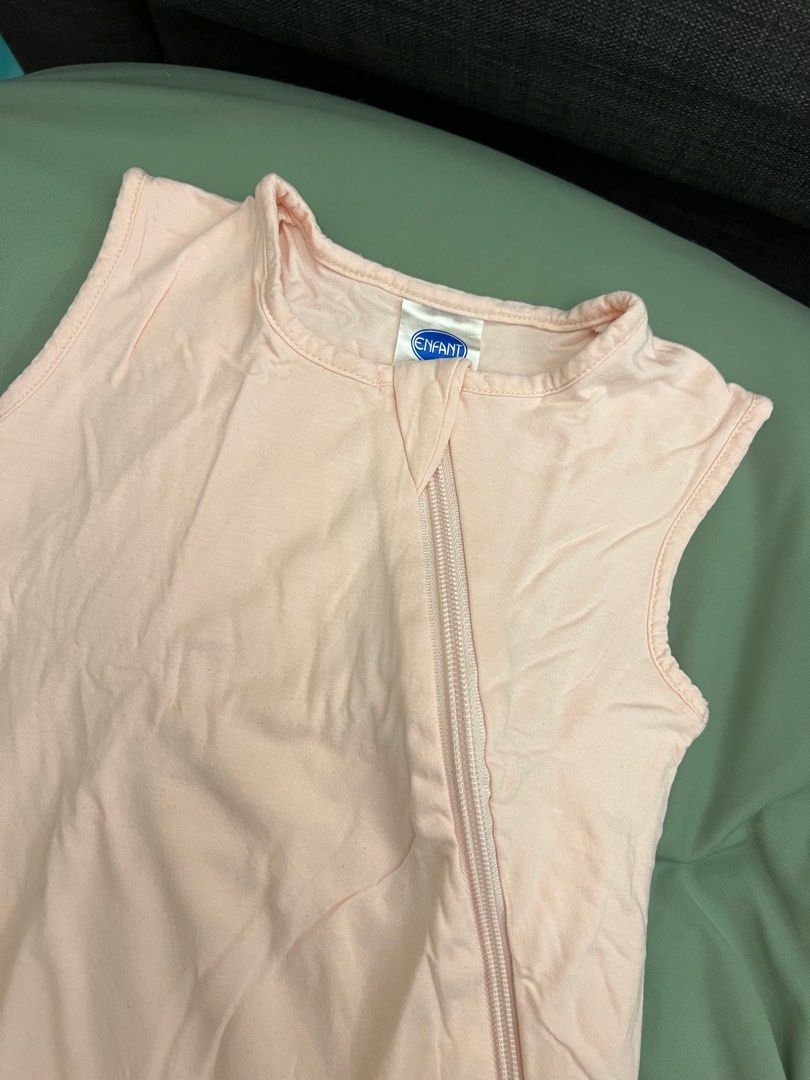 Enfant Bamboo Sleep Sack (Category: Other Baby Bathing & Changing Needs) located in Makati City. Submitted by gwumpygirl (Listing ID 1392861011, Image 2). Description: Enfant Bamboo Sleep Sack Super soft material! :) Color: Pink Size: 6-12m.