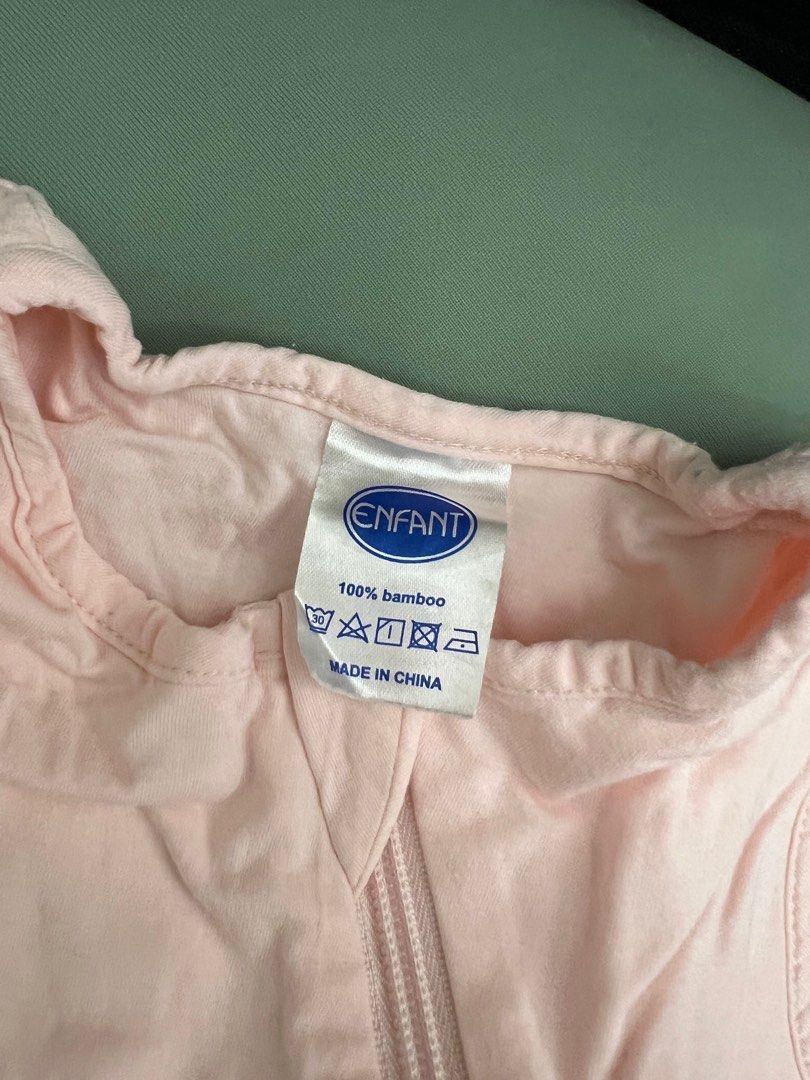Enfant Bamboo Sleep Sack (Category: Other Baby Bathing & Changing Needs) located in Makati City. Submitted by gwumpygirl (Listing ID 1392861011, Image 3). Description: Enfant Bamboo Sleep Sack Super soft material! :) Color: Pink Size: 6-12m.