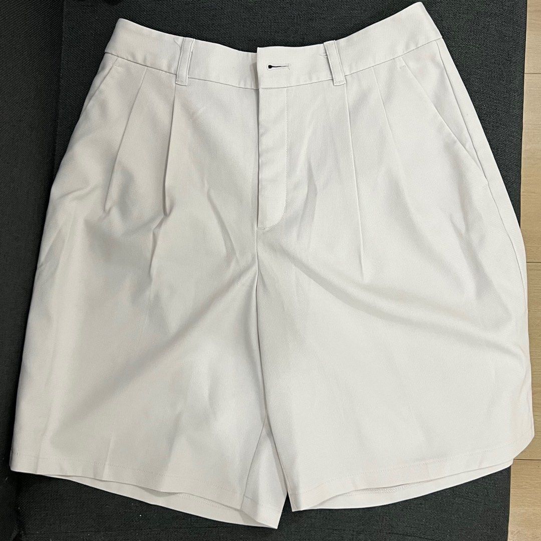 GU Shorts (Category: Shorts) located in Manila. Submitted by ccccccc08 (Listing ID 1392835261, Image 2). Description: Used once. 9.8/10 condition .