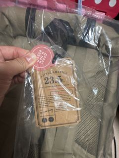 （分類：）位於 。 由 violettszyu 提交（商品編號 1392812706，圖片 1）。簡介： 。