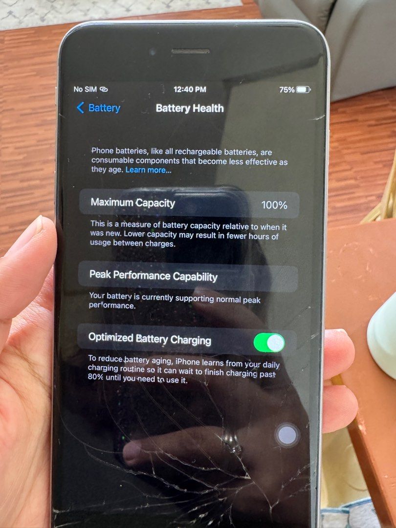 Iphone 6s plus (Category: iPhone 6 Series) located in Balingasag. Submitted by eivon.ecarg (Listing ID 1392726473, Image 3). Description: Selling as is 32gb Openline 100% battery health (replaced) Unit only Issue: broken ang glass ng screen .