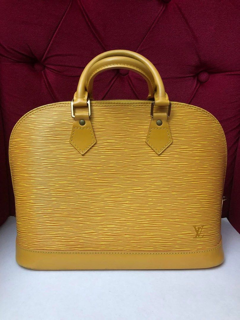 LV Epi Alma (Category: Luxury Bags & Wallets) located in Pasay City. Submitted by cpb__ (Listing ID 1392778329, Image 1). Description: ▪️Preowned Authentic Epi Alma with dustbag ▪️MOP: Bpi / Metrobank ▪️Shipping: Lalamove / Grab within Metro Manila… LBC (provincial) ______________________________ ⚠️Disclaimer: CPB is not affiliated with any of the brands featured. All copyrights remain the sole property of the brand holders. #inpasay.