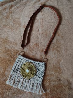 流蘇飾絞繩斜孭袋64212406981761110