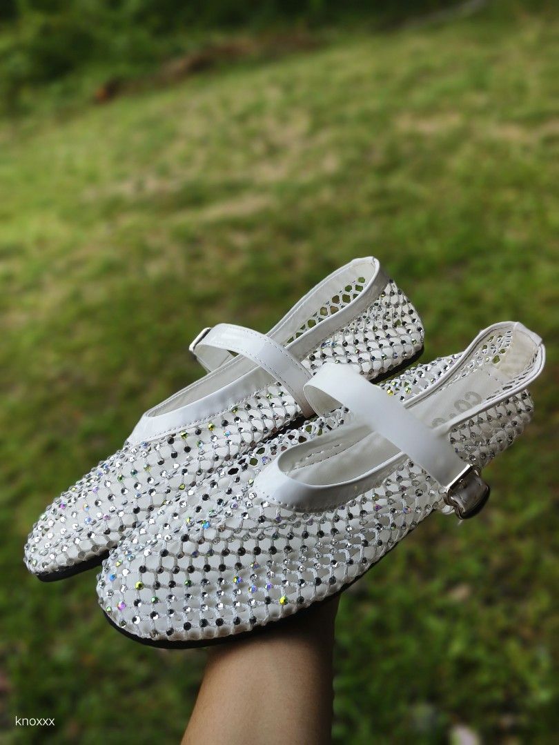 Mary Janes rhinestone sandals (Category: Flats & Sandals) located in Aritao. Submitted by knooxx (Listing ID 1392795184, Image 3). Description: 📌 Brand new 📌 size 24.5 eu39 📌 got this from pasabuy Thailand 📌 bought this 1350 📌 pay today, ship today 📌 super cute in actual.