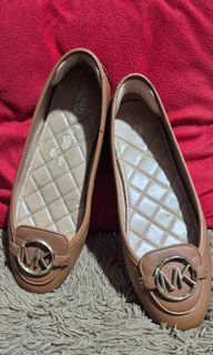 (Category: ) located in . Submitted by aabbuico (Listing ID 1392871101, Image 1). Description: .