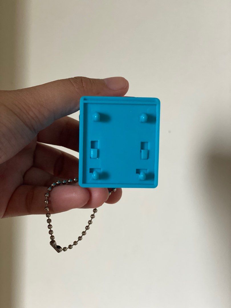 Mini Gachapon Machine Keychain (Category: Character Goods) located in Manila. Submitted by k0pimonster (Listing ID 1392765104, Image 2). Description: Mini Gachapon Machine Keychain from Japan Loc: Brgy. Bagong Ilog, Pasig City.