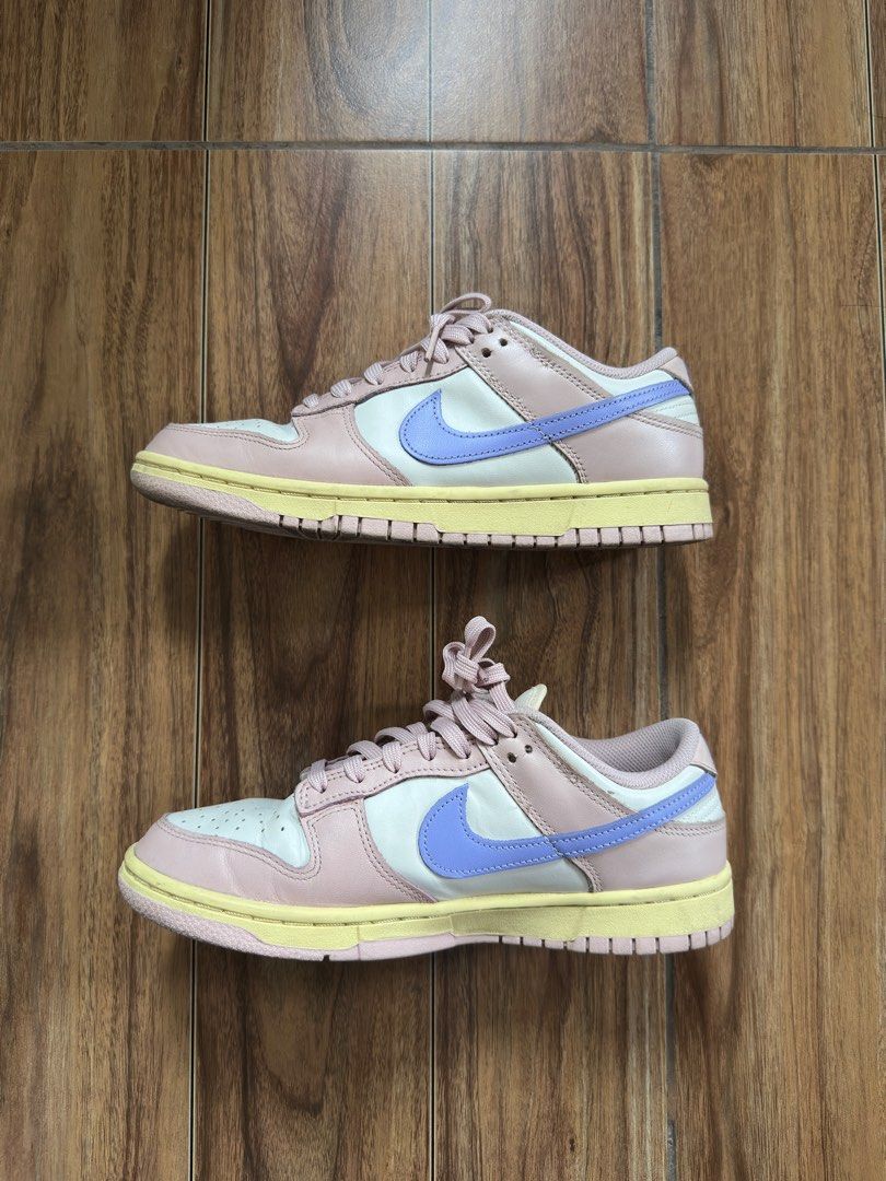 Nike Dunk Low Pink Oxford (Category: Sneakers) located in Pasig City. Submitted by rcfaa (Listing ID 1392722040, Image 1). Description: Selling used Original Nike Dunk Low Pink Oxford Size 8.5 US Womens Price is slightly negotiable Issue: May creasing na which is normal naman sa dunks due to usage Payment via GCash or BPI Bank Transfer Meet-ups in Ayala Malls Feliz ONLY or you can book your own courier.