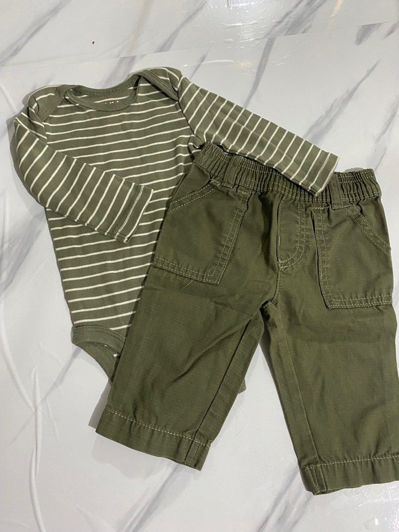 Ootd Army Green (Category: Babies & Kids Fashion) located in Las Pinas. Submitted by vasthawk_eee147 (Listing ID 1392733263, Image 3). Description: 10/10 Zipper Condition No issues stains .