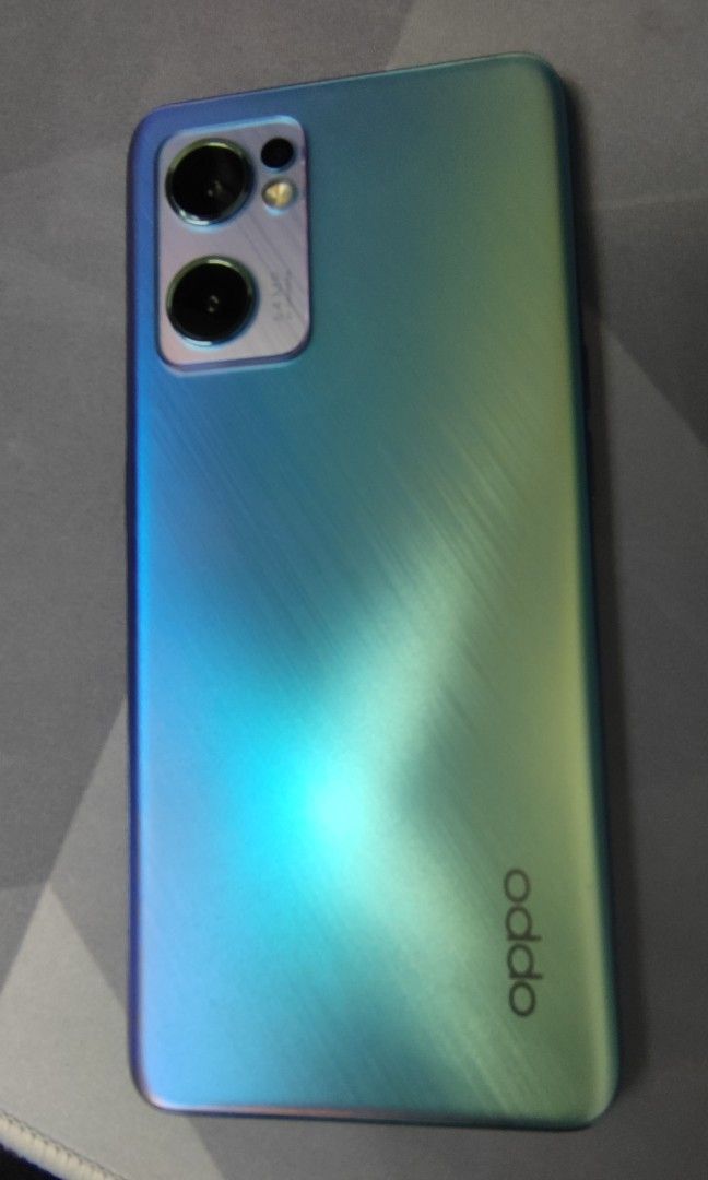 Reno7 5G （分類：OPPO）位於 Hong Kong。 由 stephen2047 提交（商品編號 1392696786，圖片 2）。簡介： 85% 新淨，冇跌過，保養良好，外觀靚仔。 跟保護貼和手機套。。