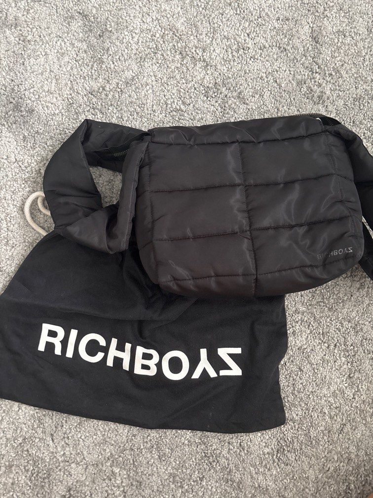 Richboyz Pufferino Bag Small (Category: Luxury Bags & Wallets) located in Pasay City. Submitted by zhis_closet (Listing ID 1392764785, Image 1). Description: .