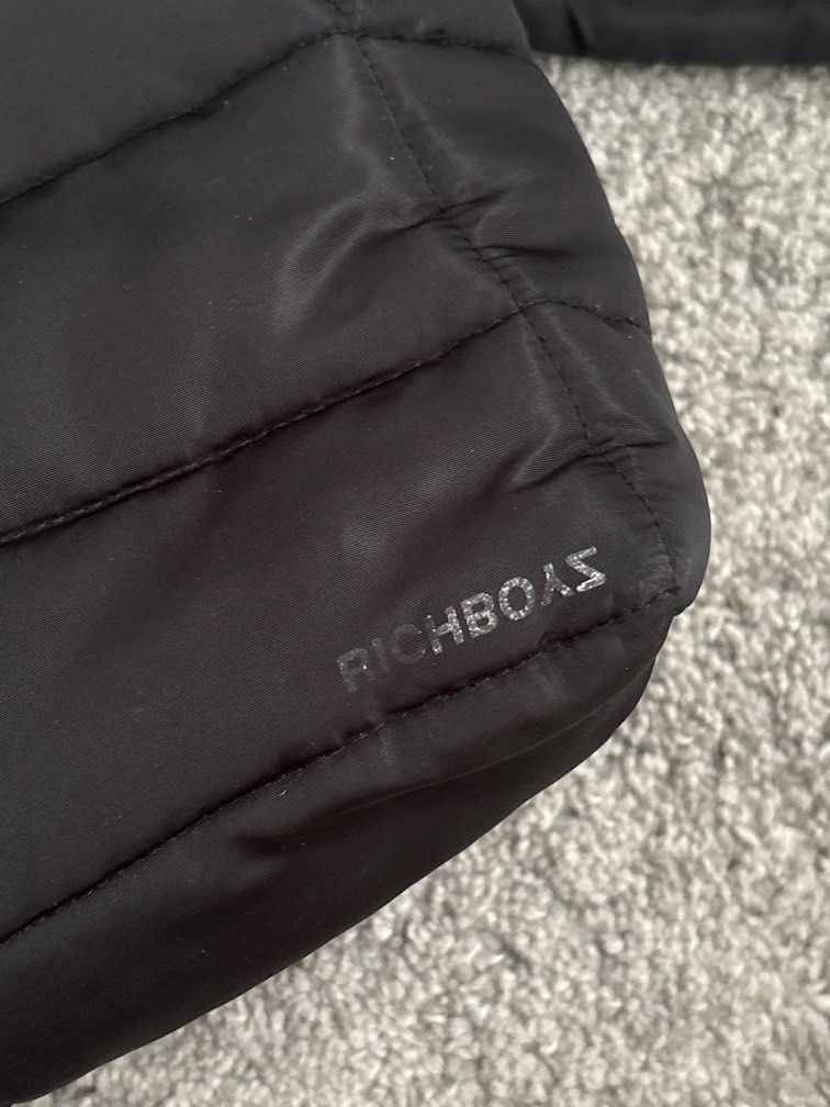 Richboyz Pufferino Bag Small (Category: Luxury Bags & Wallets) located in Pasay City. Submitted by zhis_closet (Listing ID 1392764785, Image 2). Description: .