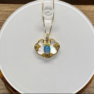 (Category: ) located in . Submitted by Shi_Shang_Jewelry (Listing ID 1392731916, Image 1). Description: .