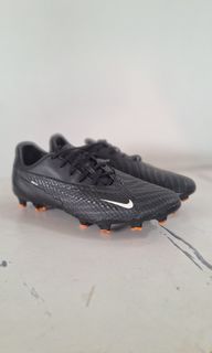 Sepatu Bola Nike Phantom Olx Sepatu Bola Nike Phantom GX, Olah