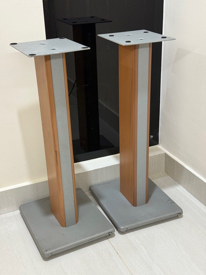 Speaker Stands - Solid Construction63892368175363110