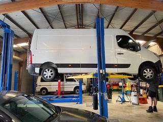 (Category: ) located in . Submitted by q.motorworkz (Listing ID 1392716481, Image 1). Description: .