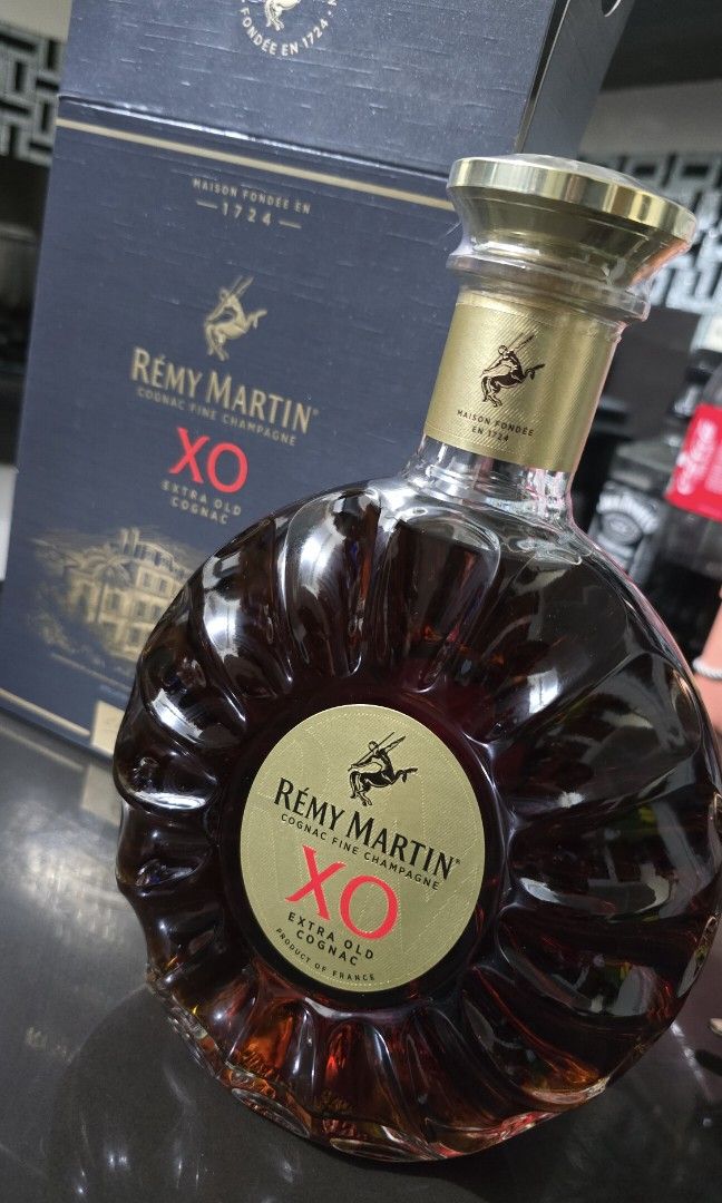 XO cognac remy martin (Category: Beverages) located in Manila. Submitted by lustysmile (Listing ID 1392857805, Image 1). Description: selling XO cognac Remy Martin 1L bnew for only 15k original market price is 18k plus.