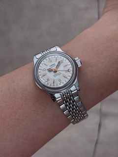 (Category: ) located in . Submitted by e.s.watches (Listing ID 1392981705, Image 1). Description: .